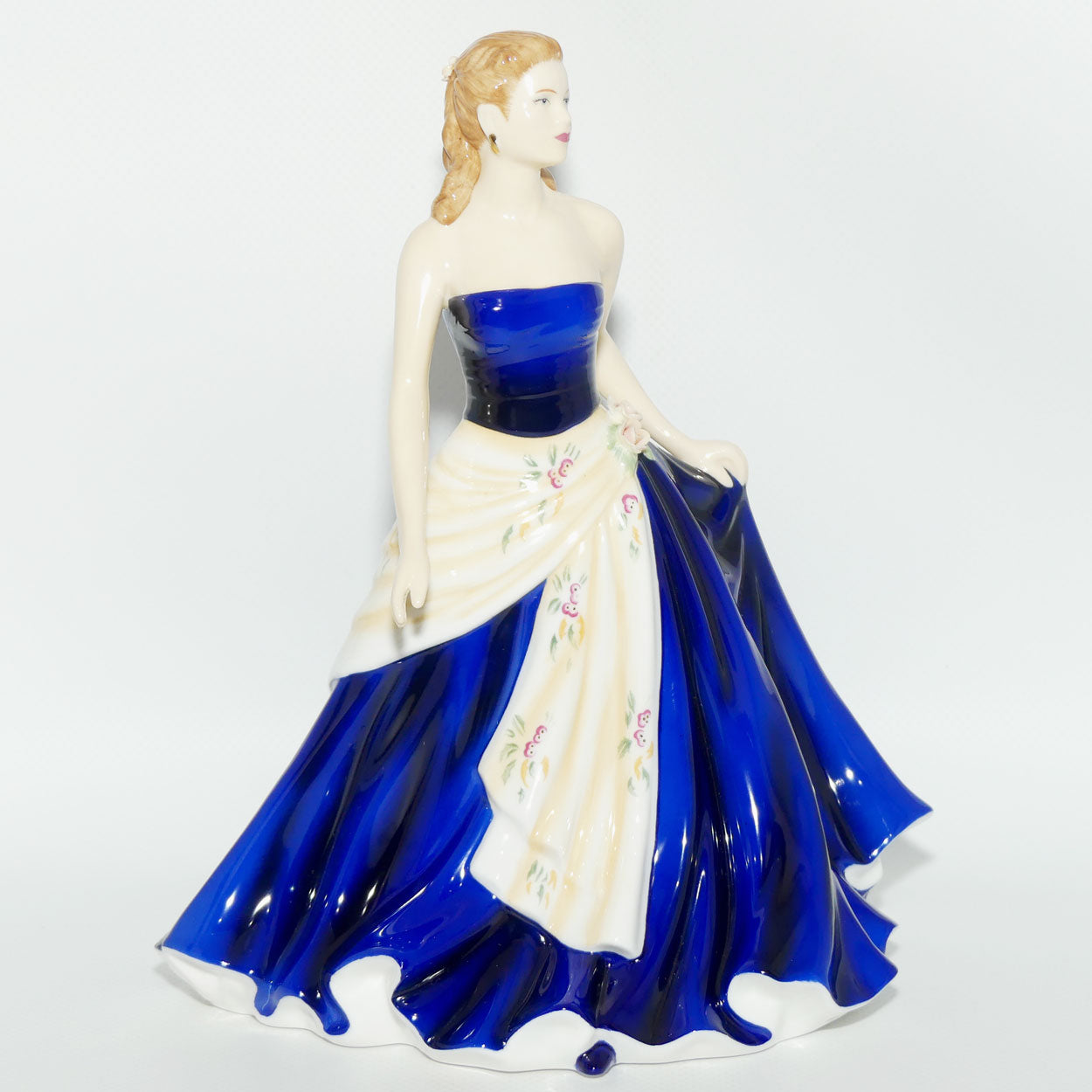 HN5114 Royal Doulton figure Olivia | 2008 Figure of the Year | signed | box + Cert