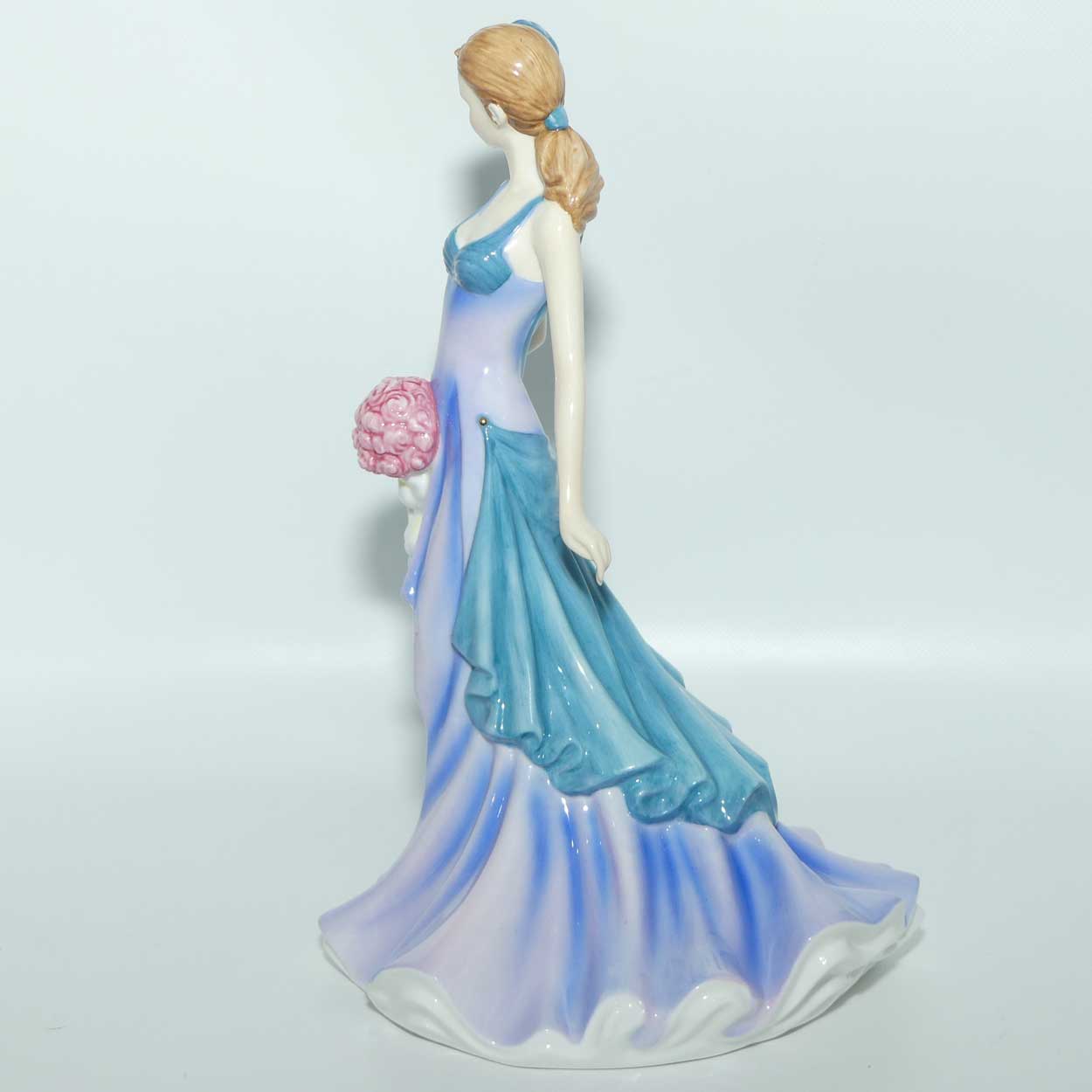 HN5141 Royal Doulton figure To Someone Special | box + Cert
