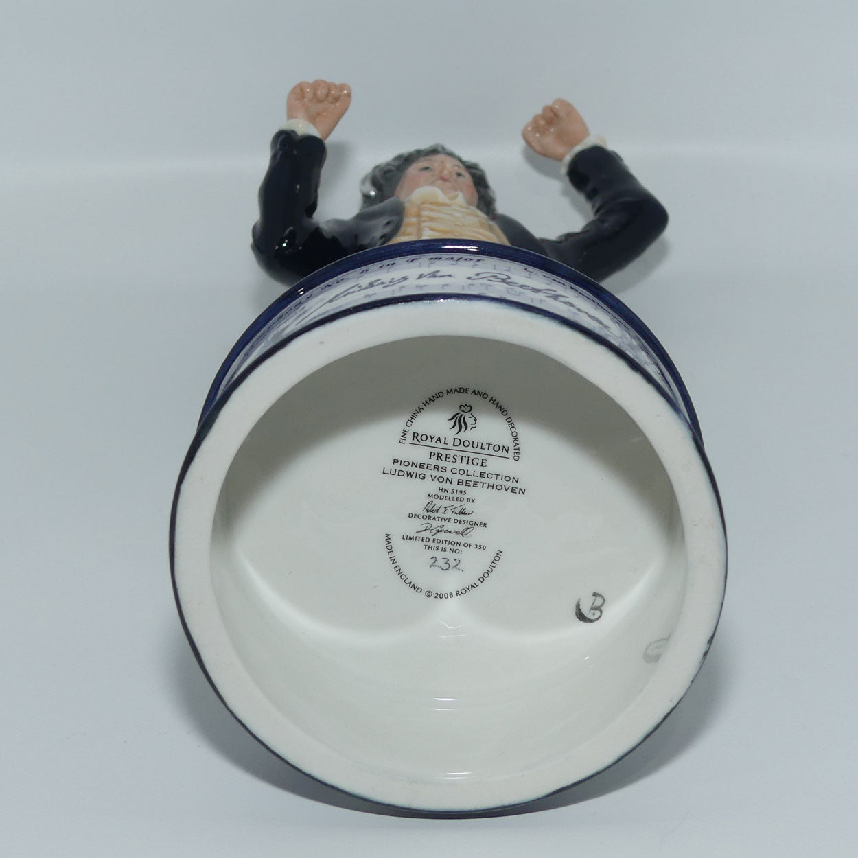 HN5195 Royal Doulton figure Ludwig Von Beethoven | Pioneer series | Prestige