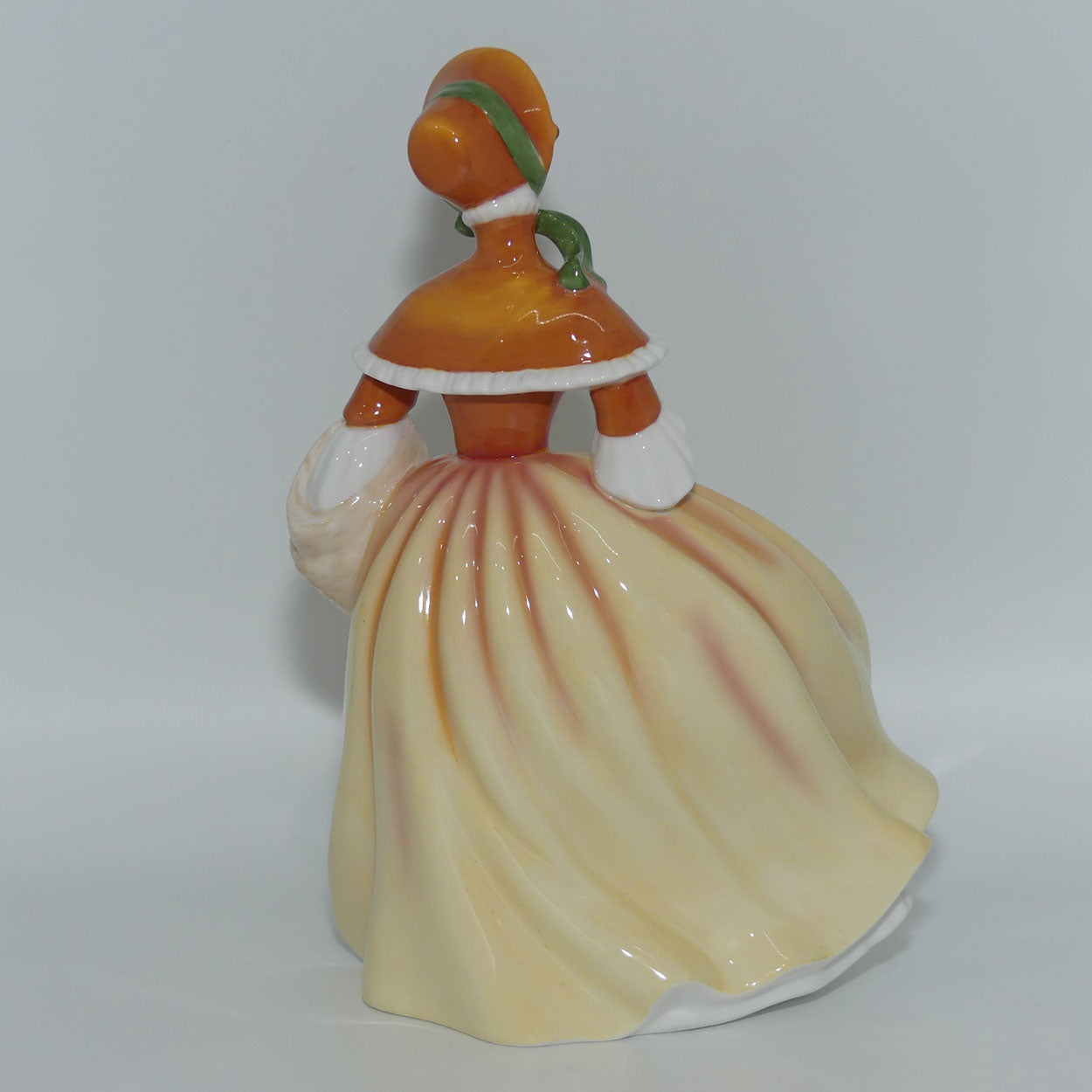 hn5323-royal-doulton-figure-autumn-four-seasons