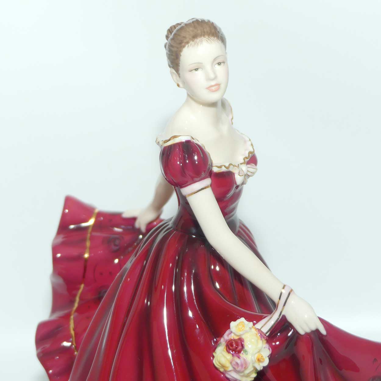 HN5376 Royal Doulton figure Sophie | 2010 Figure of the Year | signed | box + Cert