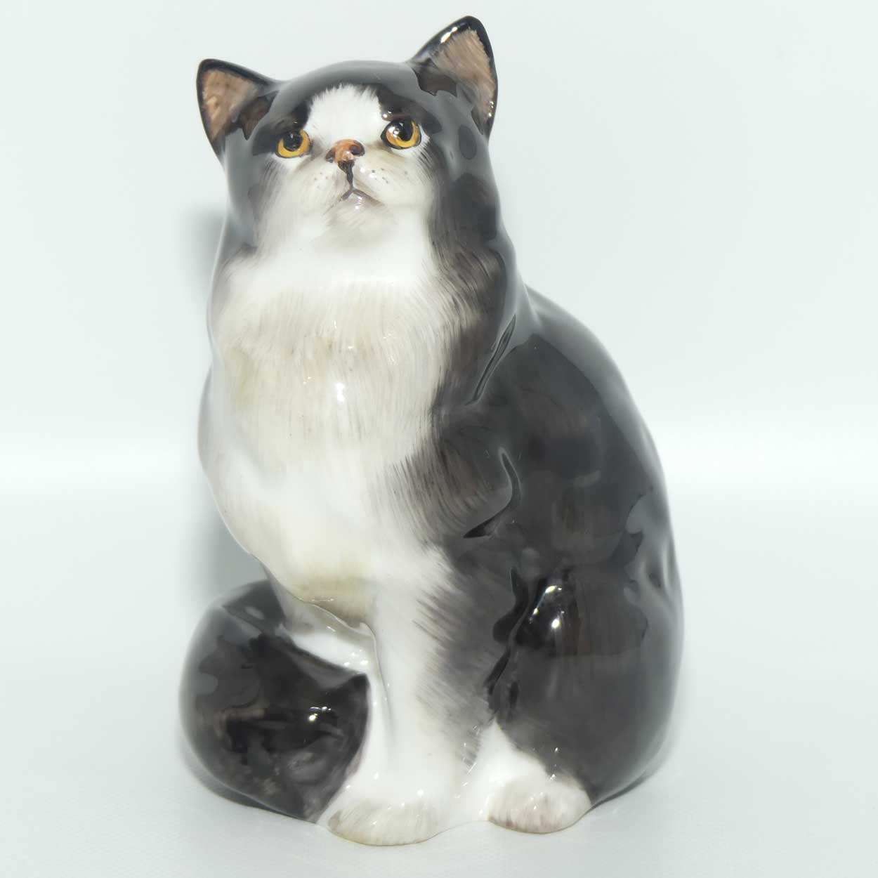 HN0999 Royal Doulton Persian Cat | Black & White | #1