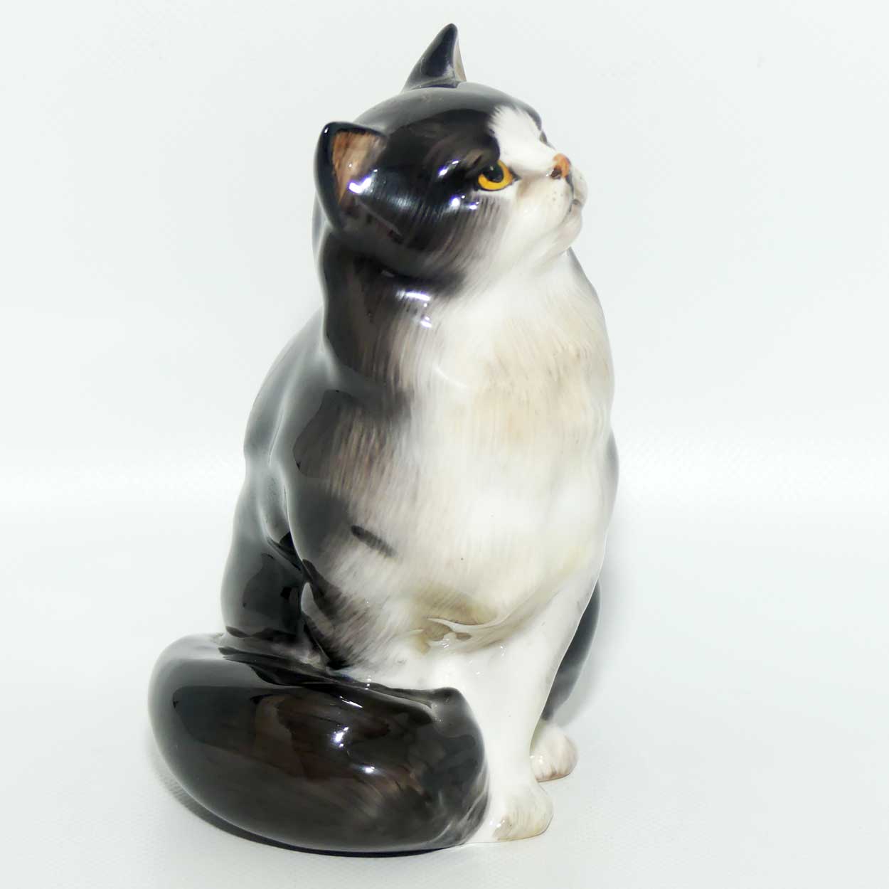 HN0999 Royal Doulton Persian Cat | Black & White | #1