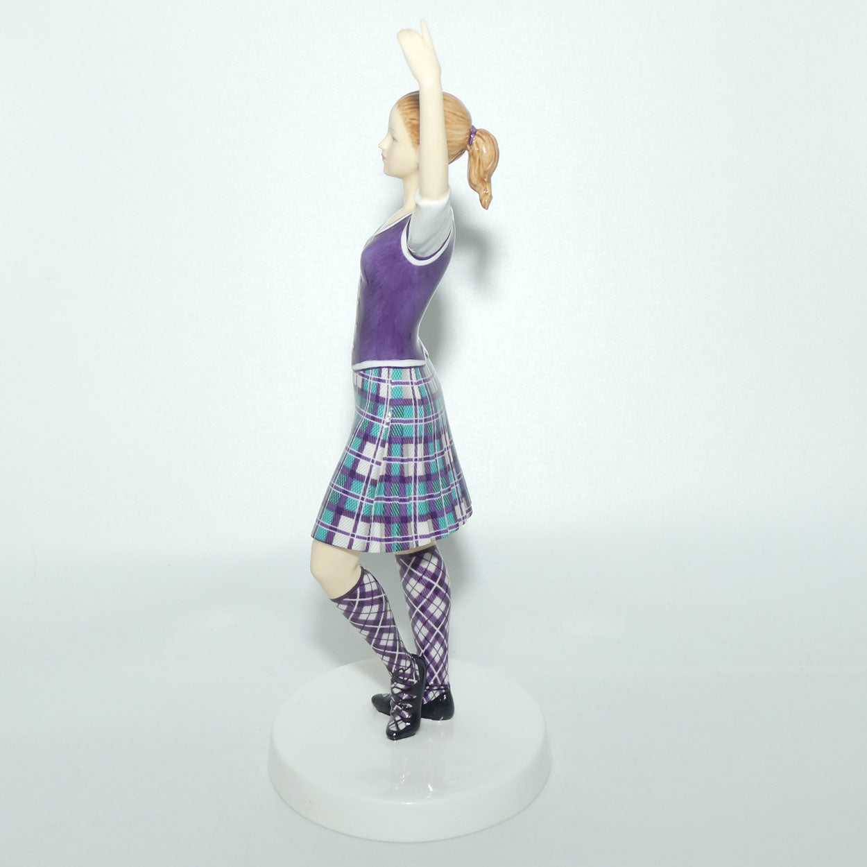 HN5572 Royal Doulton figure Dances of the World | Scottish Highland Fling | LE 272/2500 | boxed