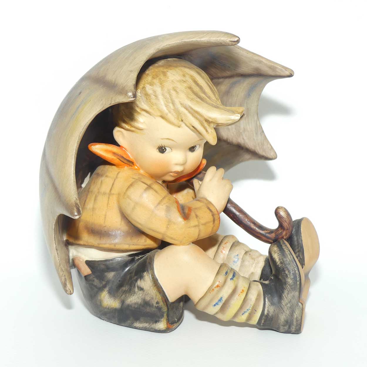 HUM0152/0A-0152/0B MI Hummel figure pair Umbrella Boy & Umbrella Girl | TMK4