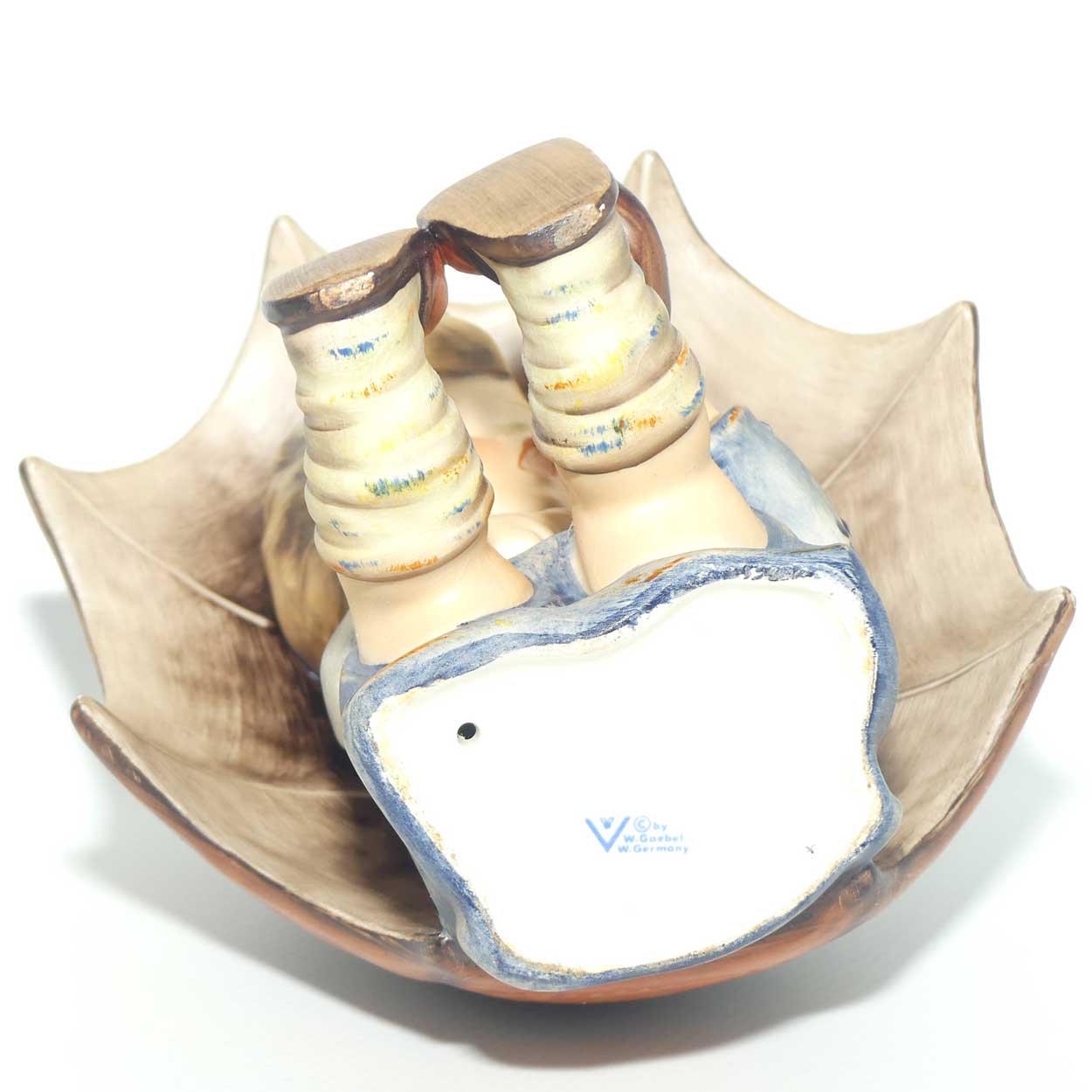 HUM0152/0A-0152/0B MI Hummel figure pair Umbrella Boy & Umbrella Girl | TMK4