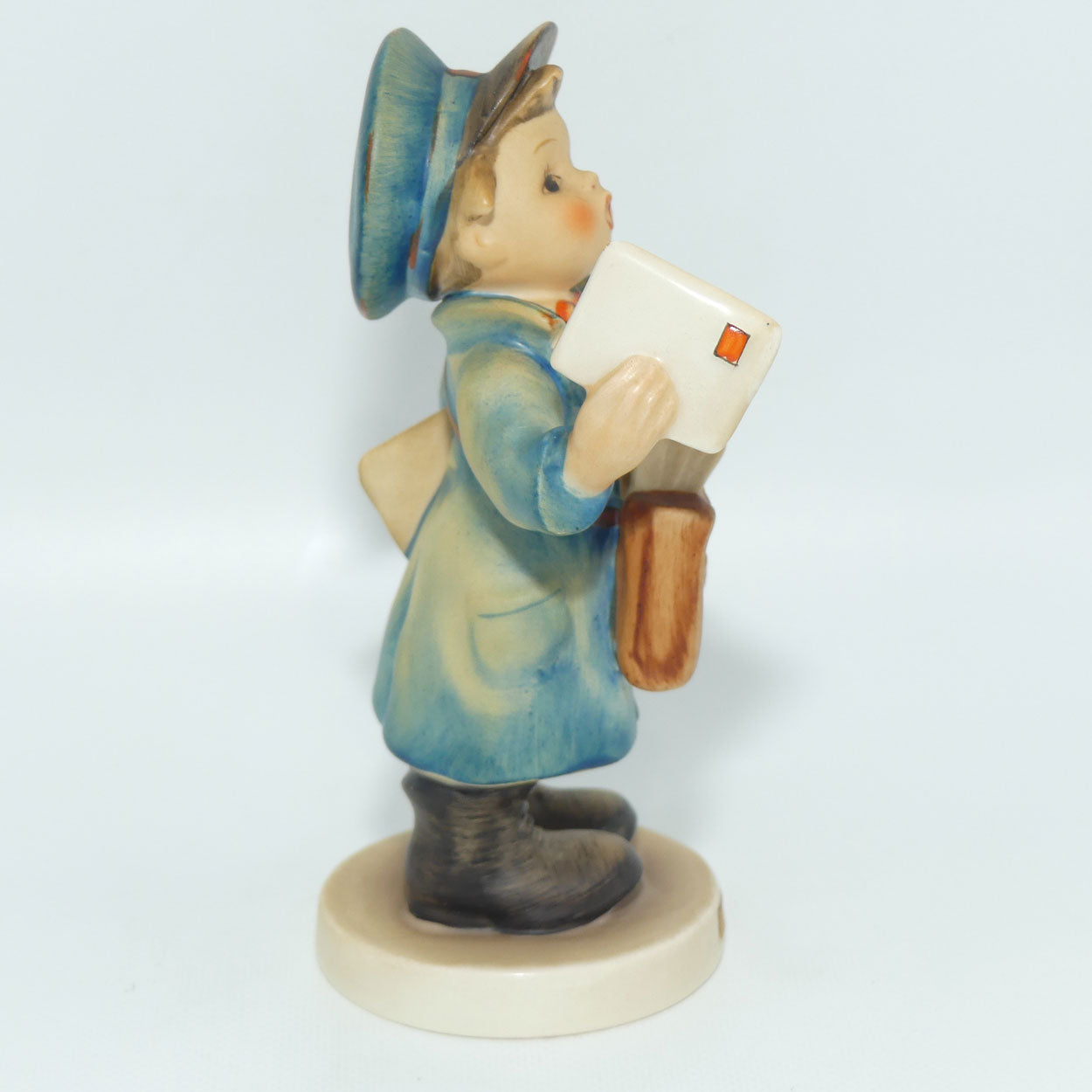 HUM0119 MI Hummel figure Postman | TMK3