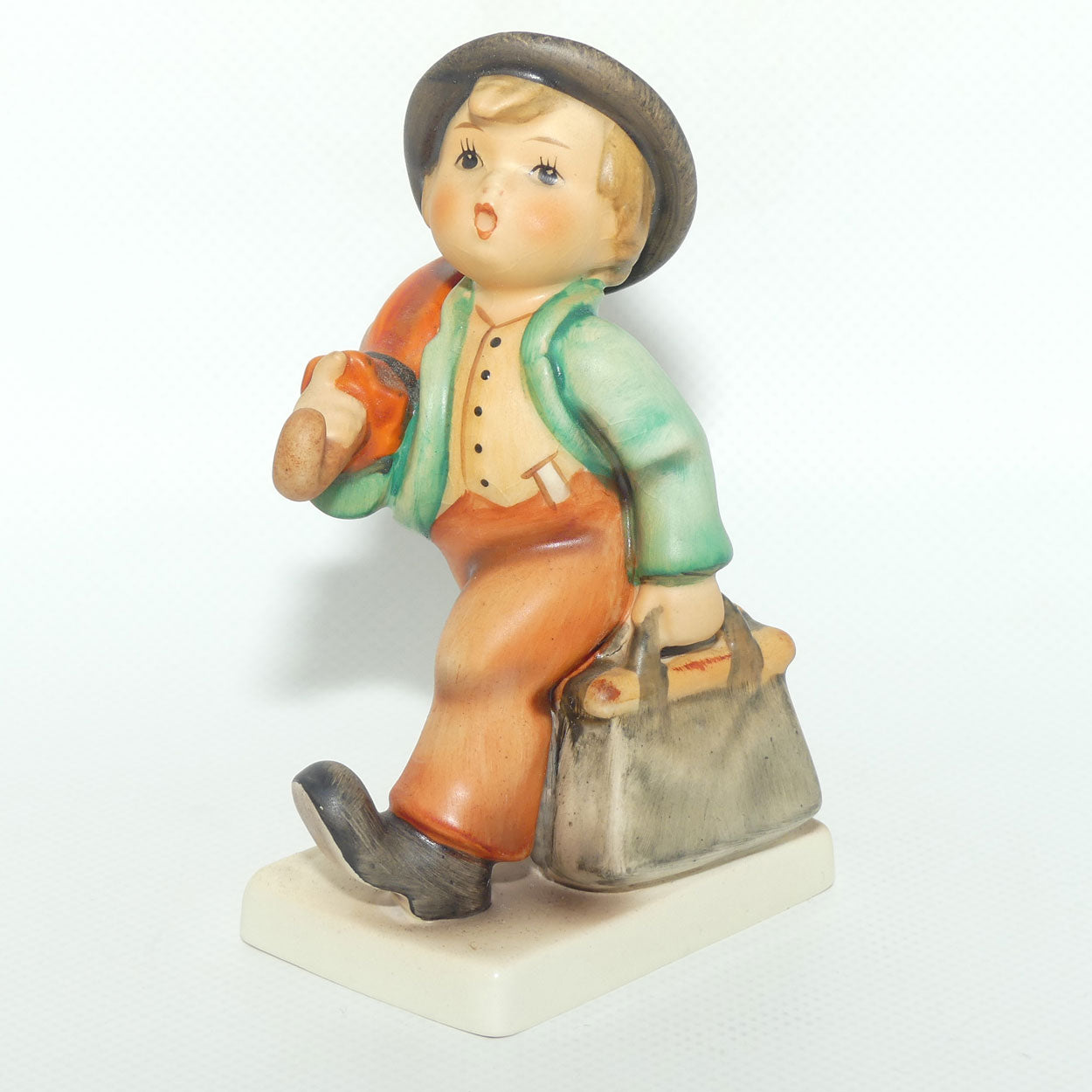 HUM0011/0 MI Hummel figure Merry Wanderer TMK5