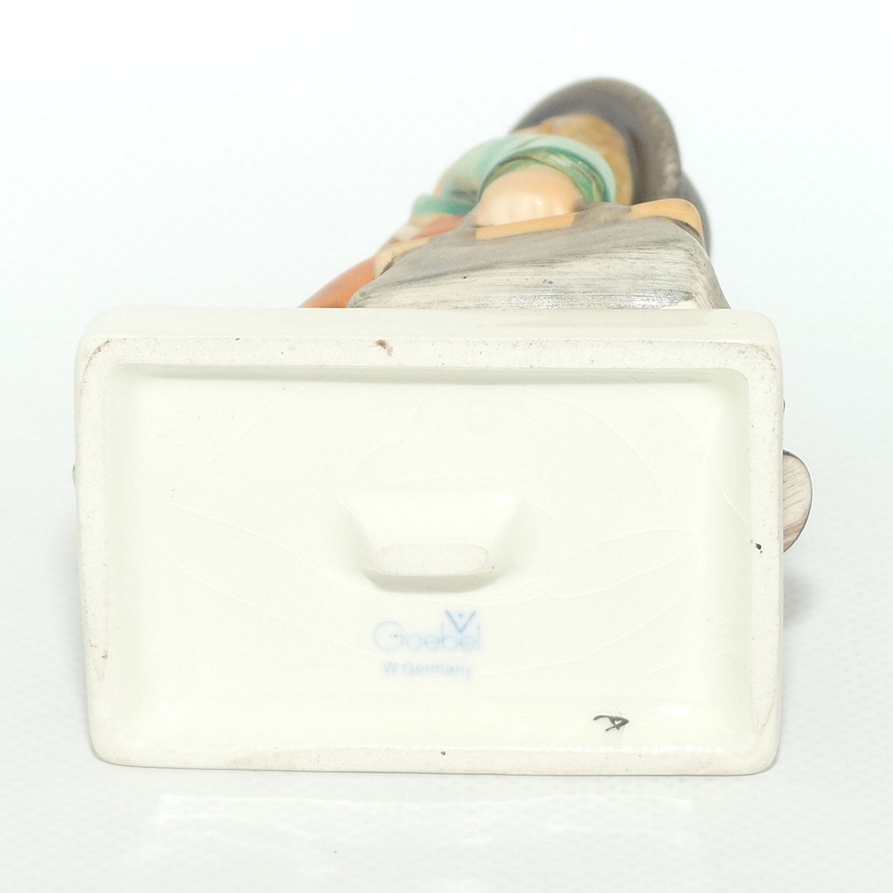 HUM0011/0 MI Hummel figure Merry Wanderer TMK5