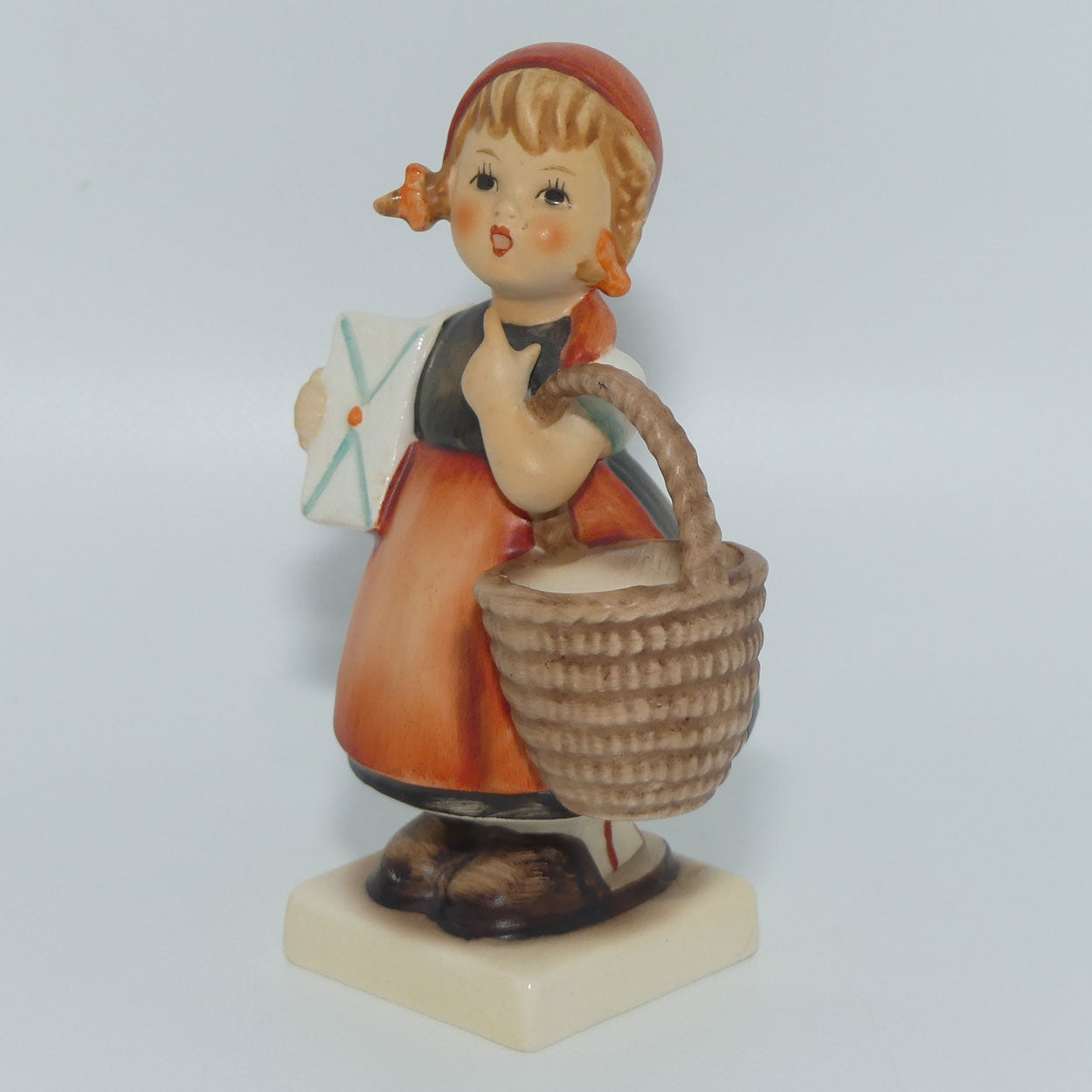 HUM0013/2/0 MI Hummel figure Meditation | TMK6