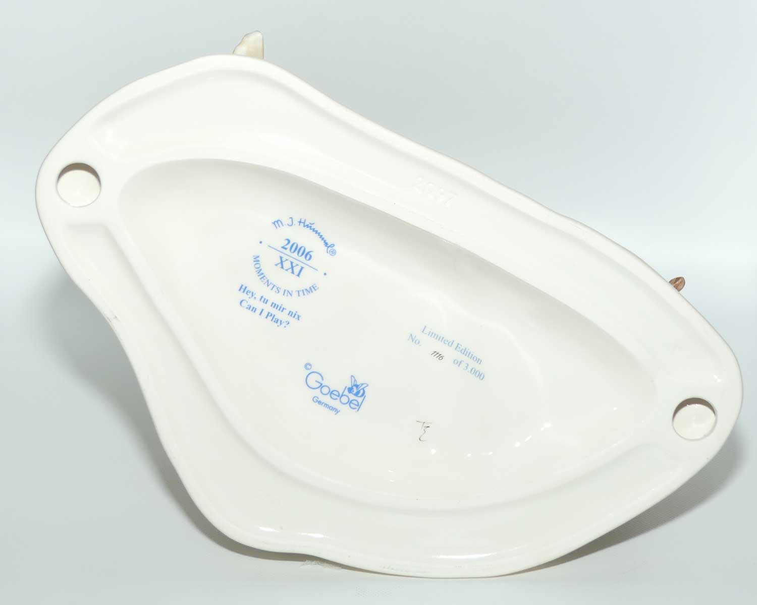 HUM2097 MI Hummel figure Can I Play | Moments in Time Collection | Ltd Ed | boxed