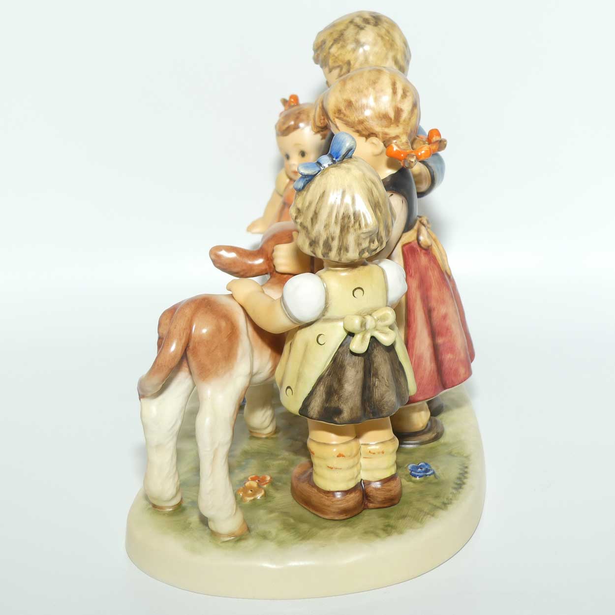 HUM2165 MI Hummel figure Farm Days | TMK8 | Limited Edition of 5000 | boxed