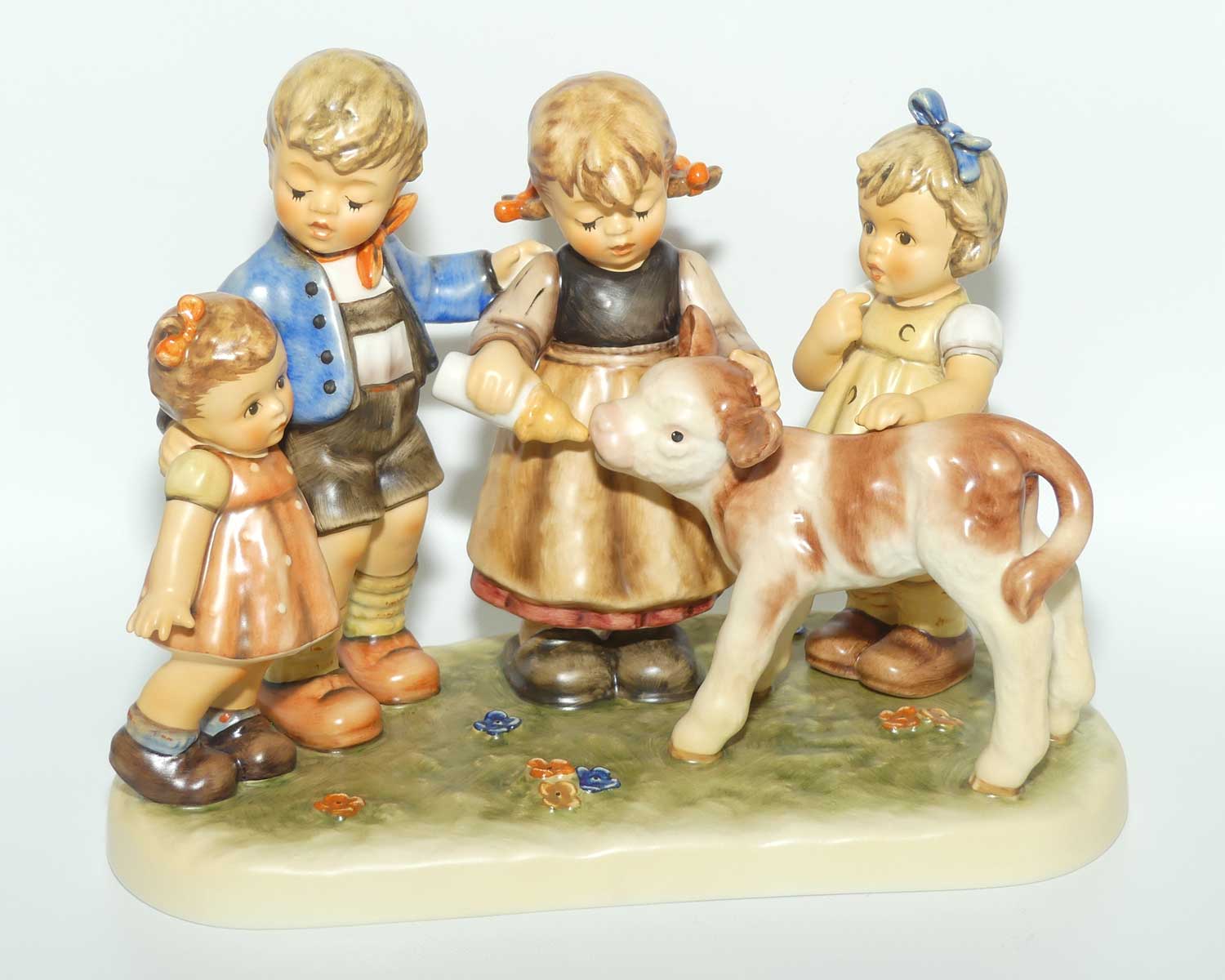 HUM2165 MI Hummel figure Farm Days | TMK8 | Limited Edition of 5000 | boxed