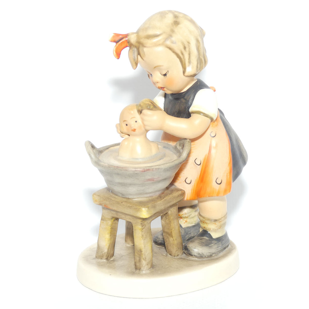 HUM0319 MI Hummel figure Doll Bath | TMK4