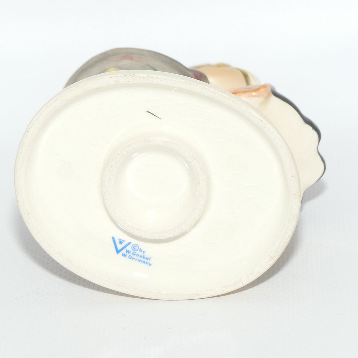 HUM0319 MI Hummel figure Doll Bath | TMK4