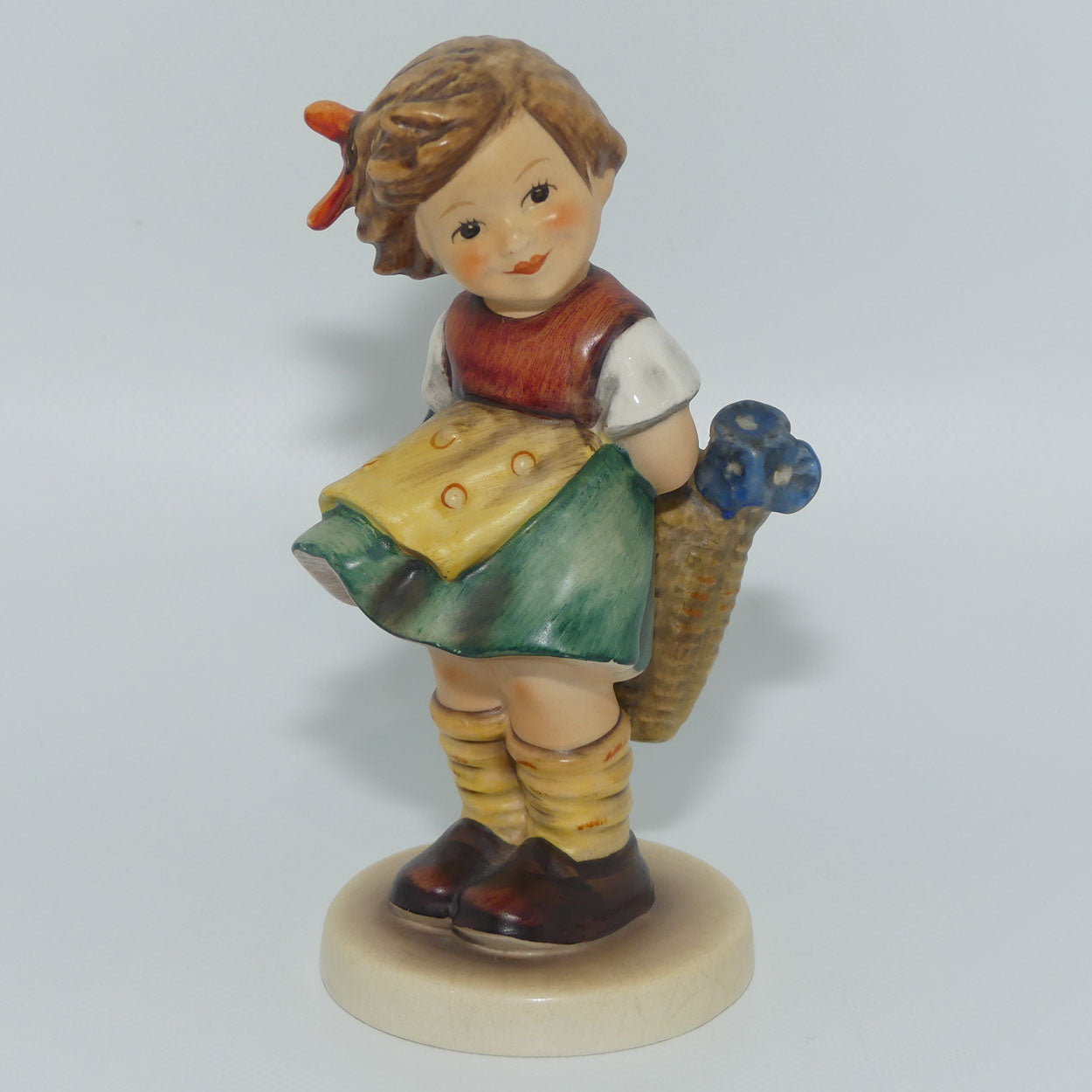 HUM0377 MI Hummel figure Bashful | TMK5