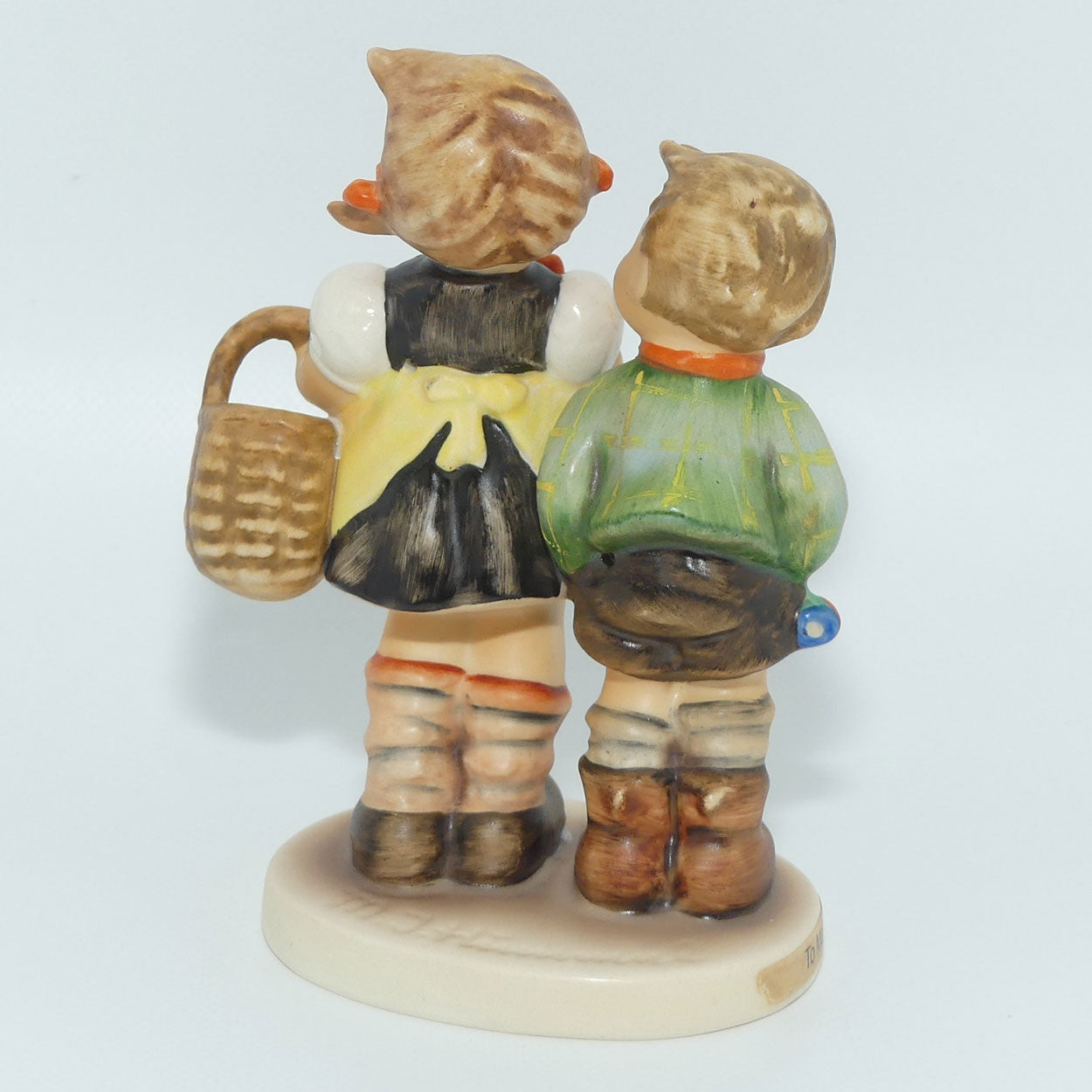 HUM0049/3/0 MI Hummel figure To Market | TMK6