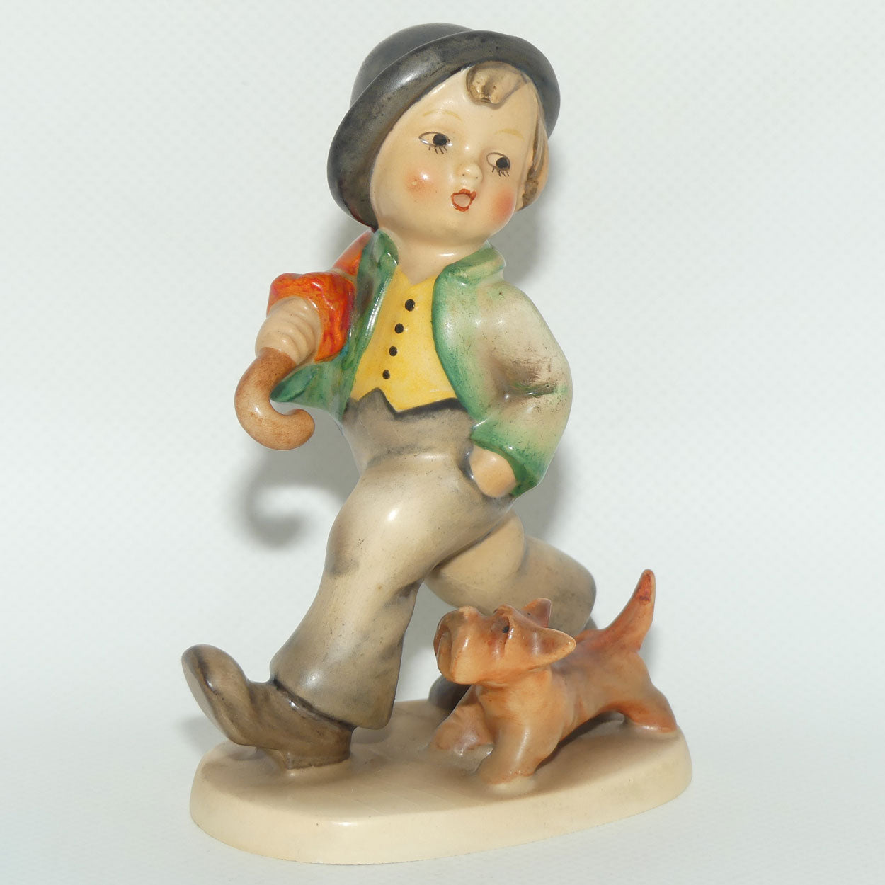 HUM0005 MI Hummel figure Strolling Along | TMK1