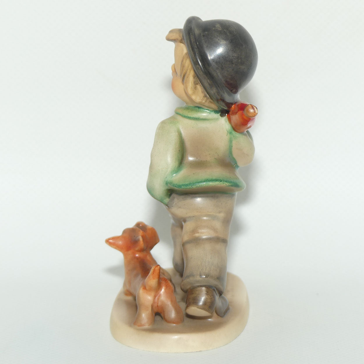 HUM0005 MI Hummel figure Strolling Along | TMK1