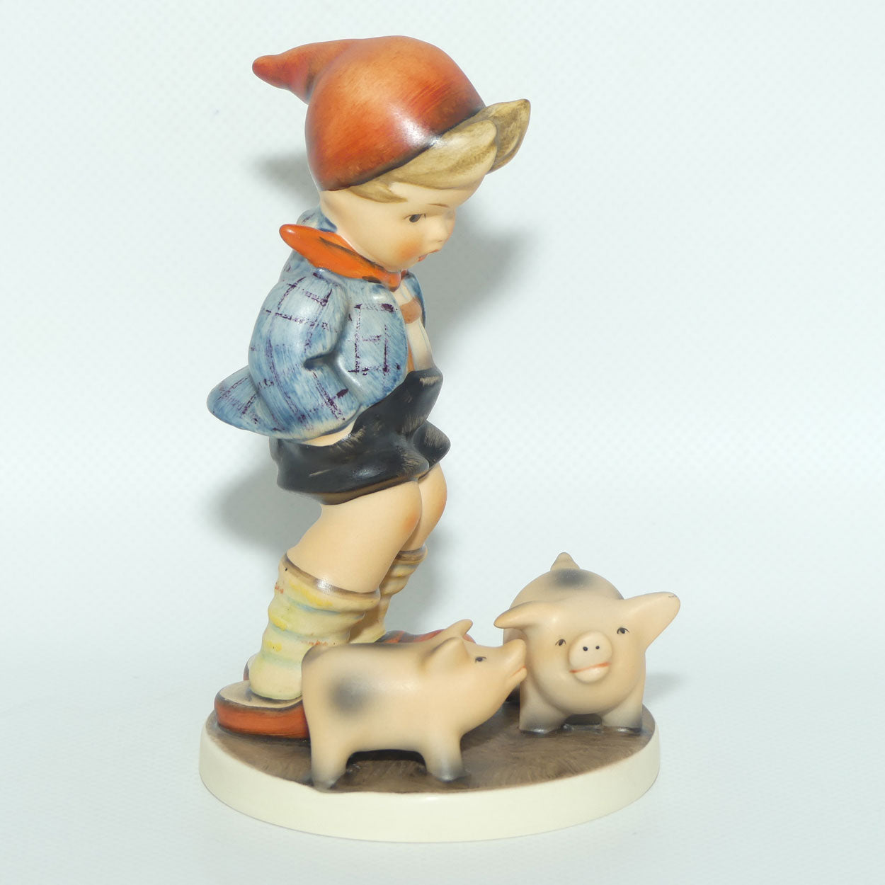 HUM0066 MI Hummel figure Farm Boy | TMK7 | boxed