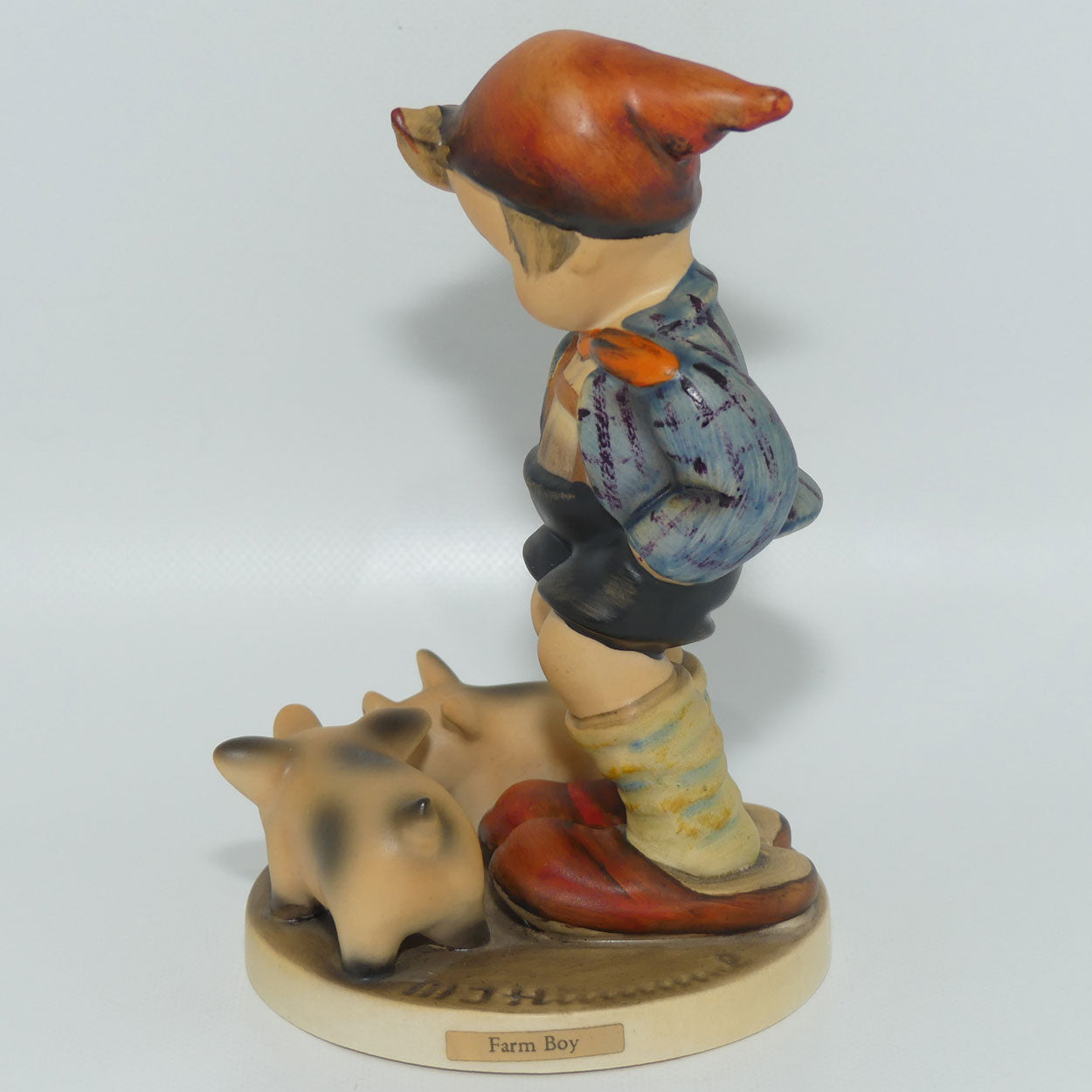 HUM0066 MI Hummel figure Farm Boy | TMK3