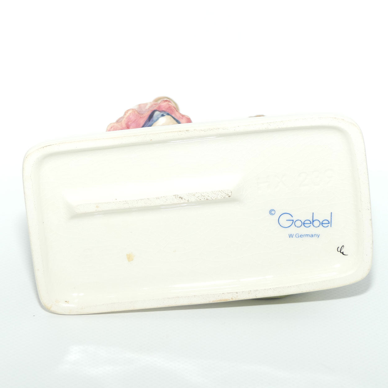 HX239 Goebel Nativity figure | Flight out of Egypt