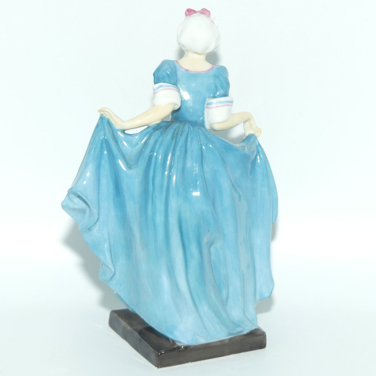 HN1773 Royal Doulton figure Delight | Turquoise