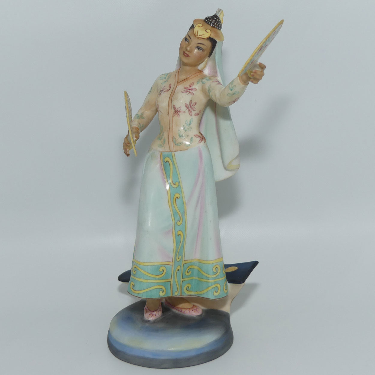 HN2439 Royal Doulton figure Philippene Dancer | LE693/750 | Box, Base + Cert