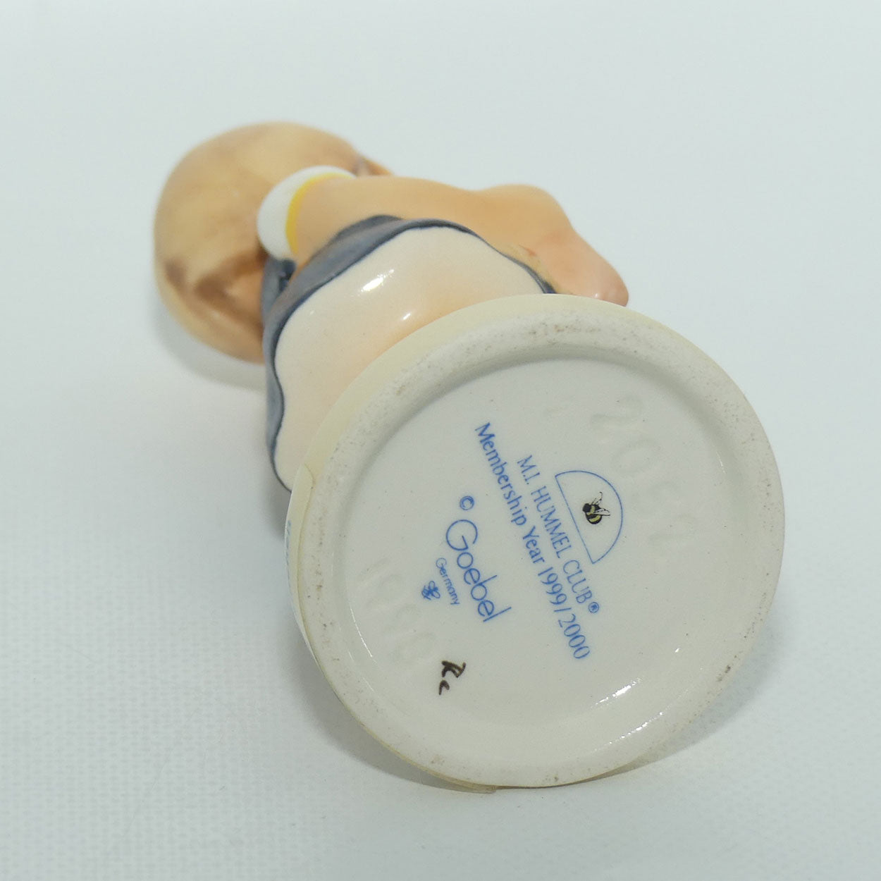 HUM2052 MI Hummel figure Pigtails | TMK7