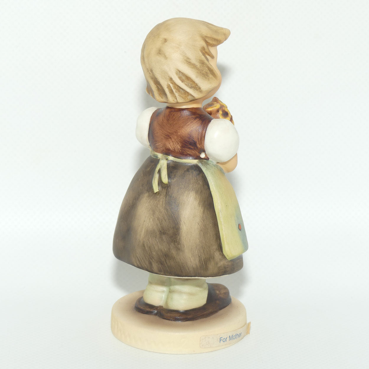 HUM0257 MI Hummel figure For Mother