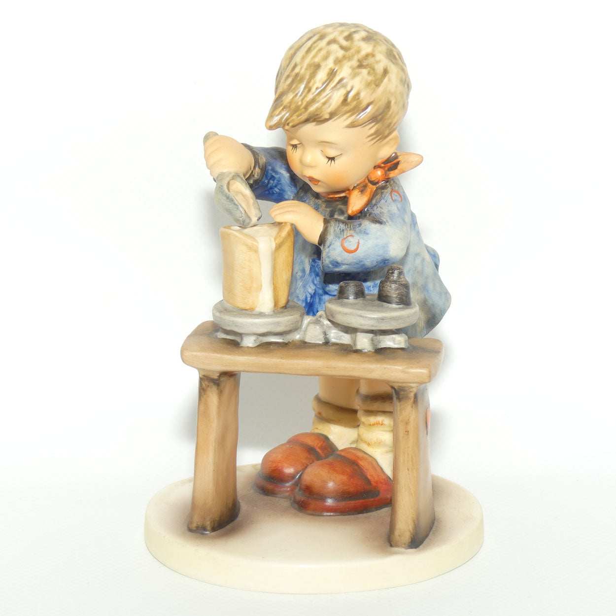 HUM0345 MI Hummel figure A Fair Measure | TMK6