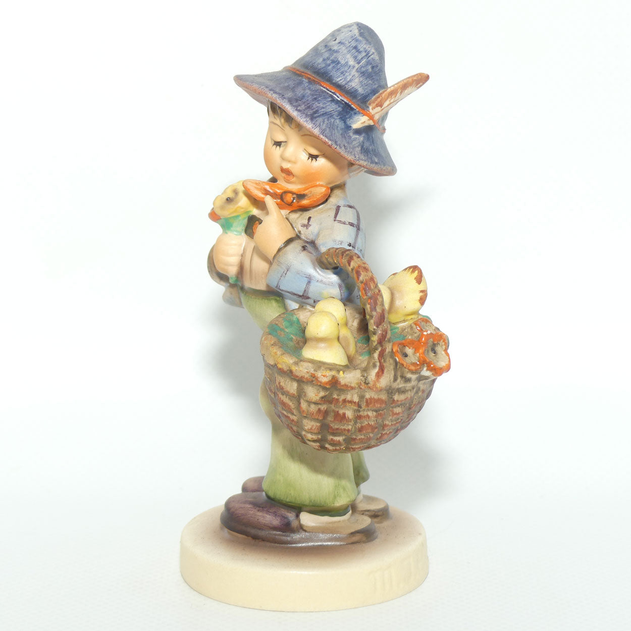 HUM0378 MI Hummel figure Easter Greetings