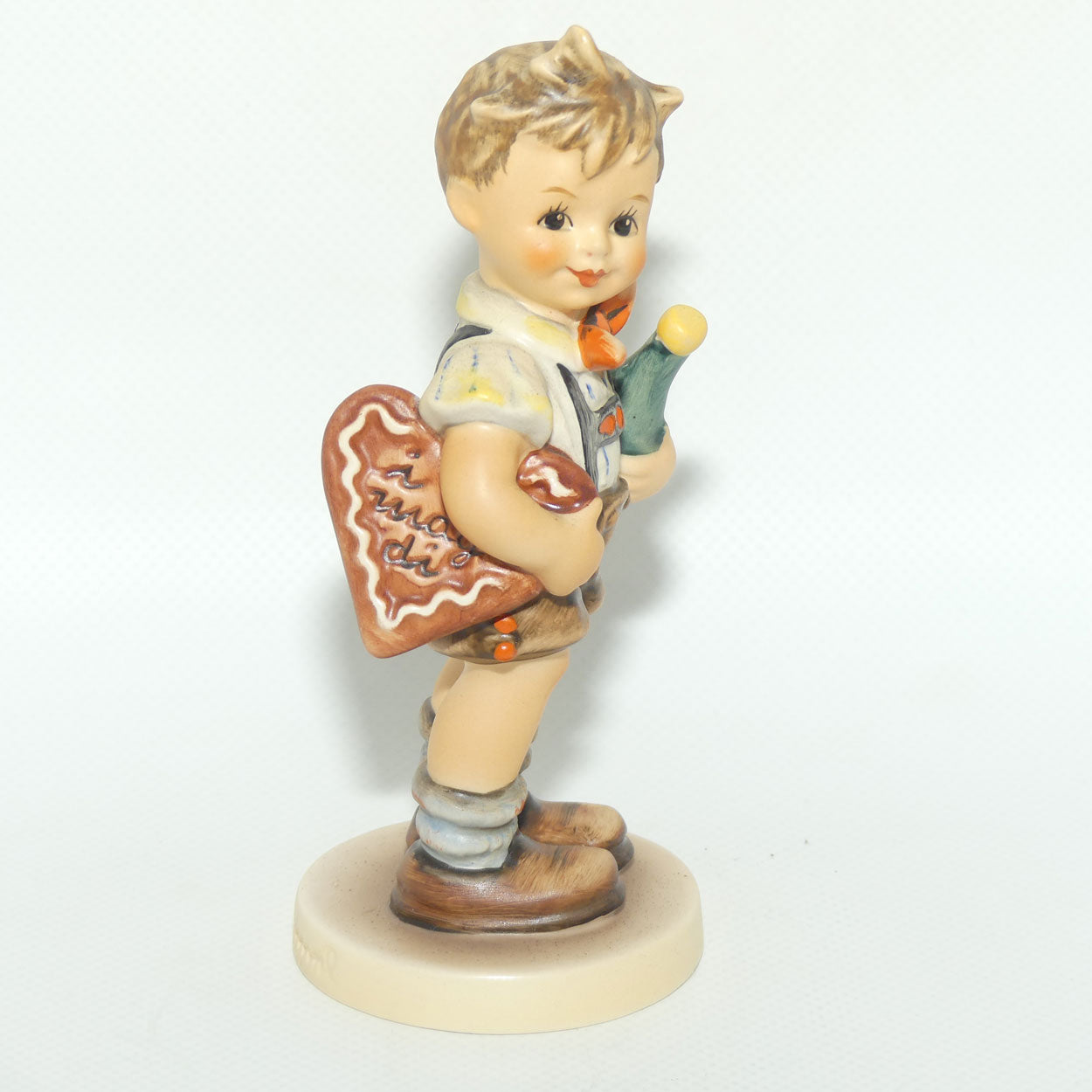 HUM0399 MI Hummel figure Valentine Joy | TMK6