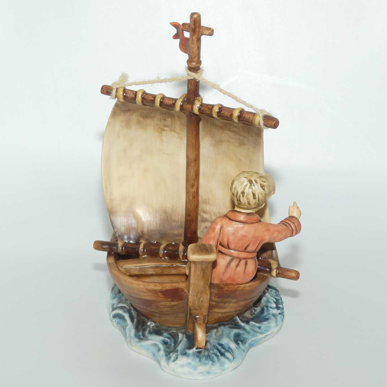 HUM0530 MI Hummel figure Land In Sight | Ltd Ed #10217 | boxed