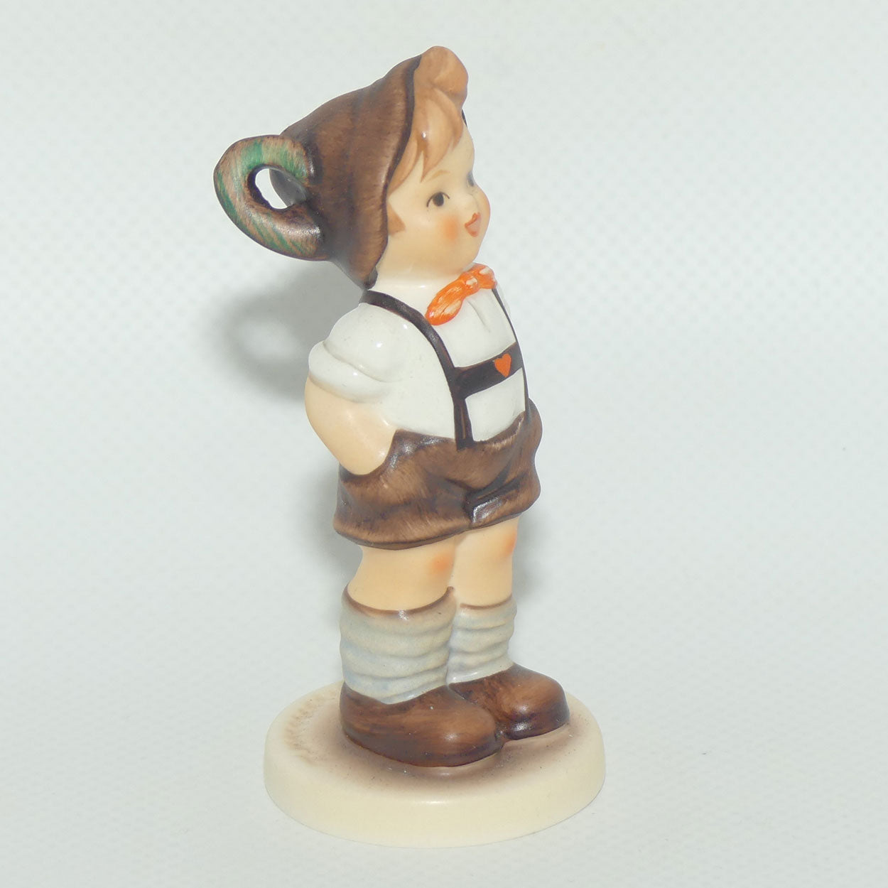 HUM0630 MI Hummel figure For Keeps