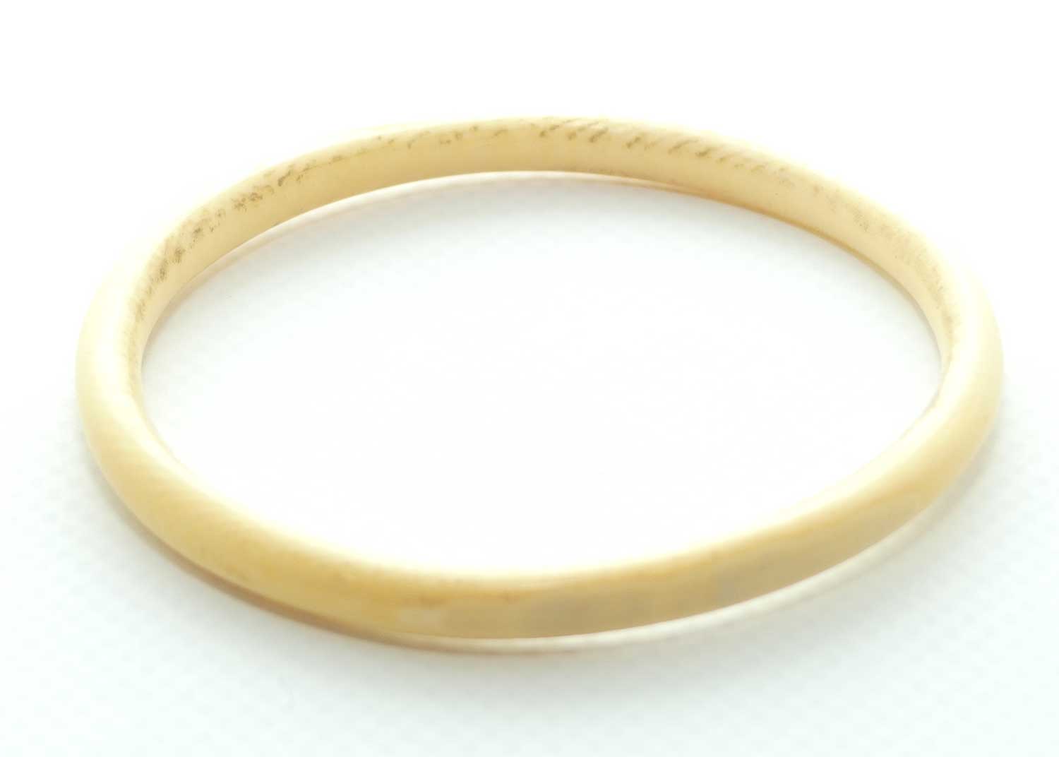 Antique Ivory Ladies Bangle | almost Round Shape | 6mm wide | #2