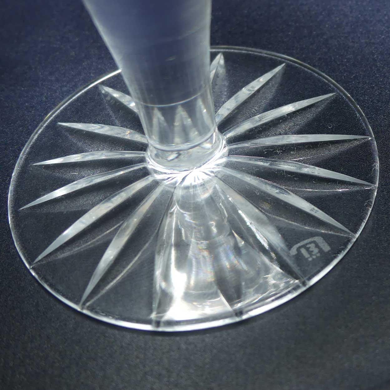 Set of 4 Diamond Cut Crystal wine glasses | JB | 175mls