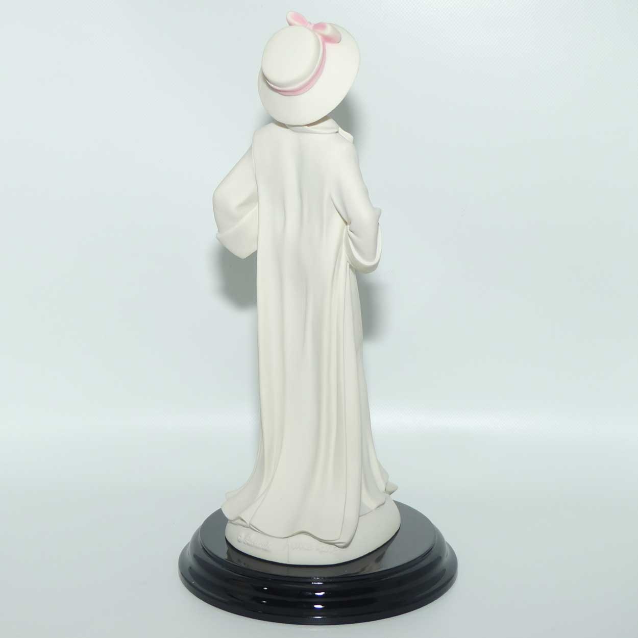 Leonardo Collection figure by Annie Rowe | LP5851 Grace | boxed