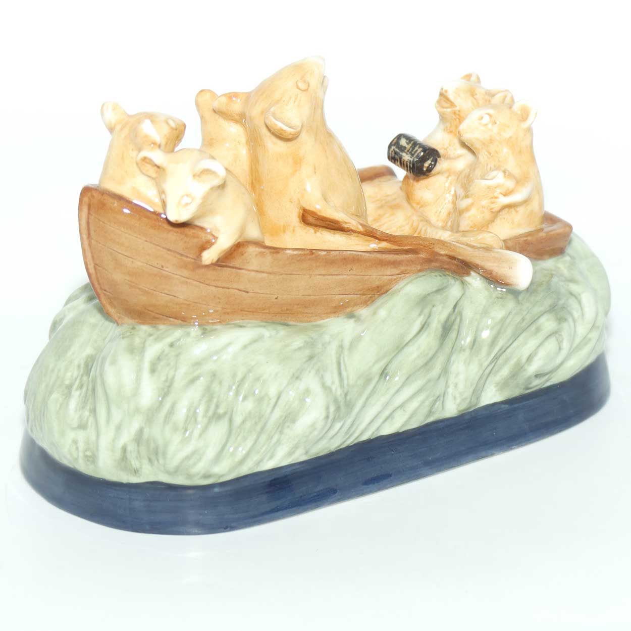 LW3 Royal Doulton Archives Lambethwares Cockneys in Brighton | LE 76/150