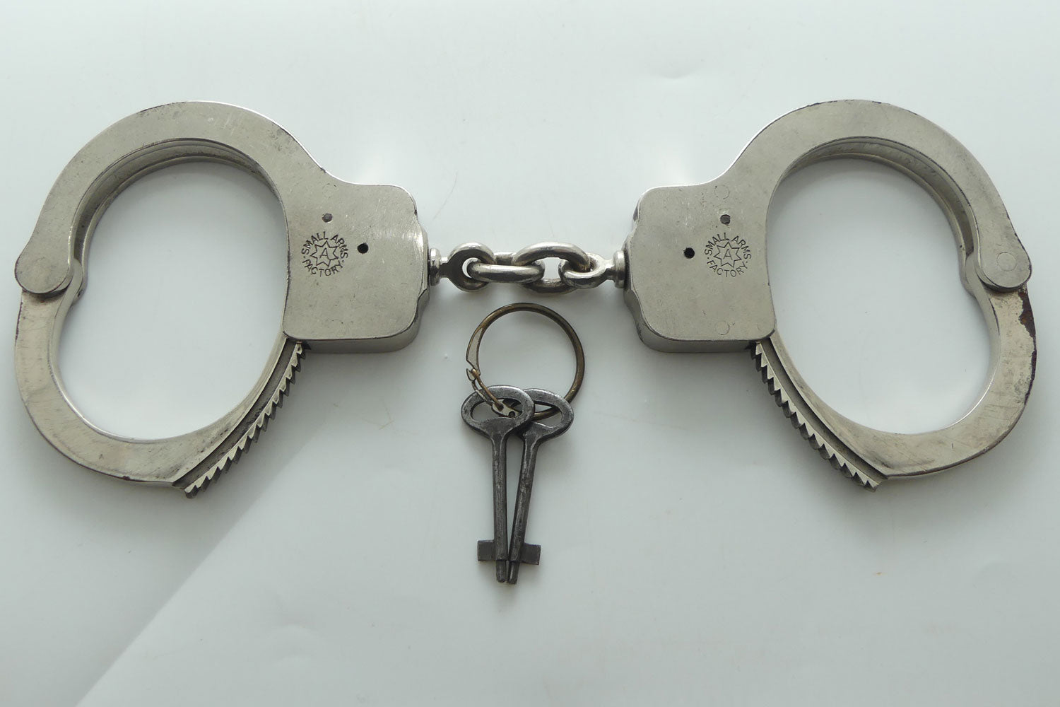 Lithgow Small Arms Factory | Australian Department of Defence handcuffs + key