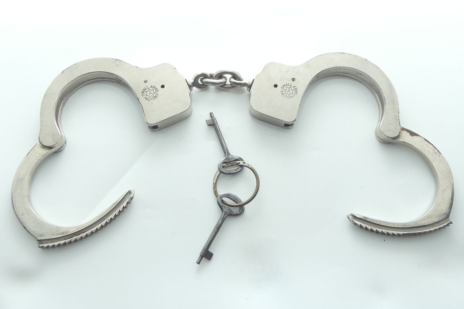 Lithgow Small Arms Factory | Australian Department of Defence handcuffs + key