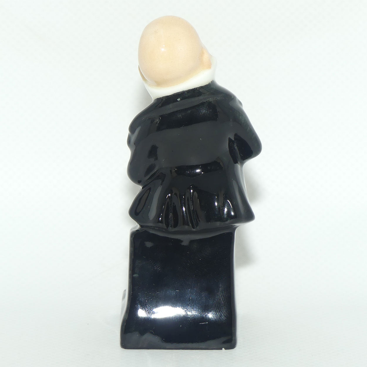 M42 Royal Doulton figure Mr Micawber