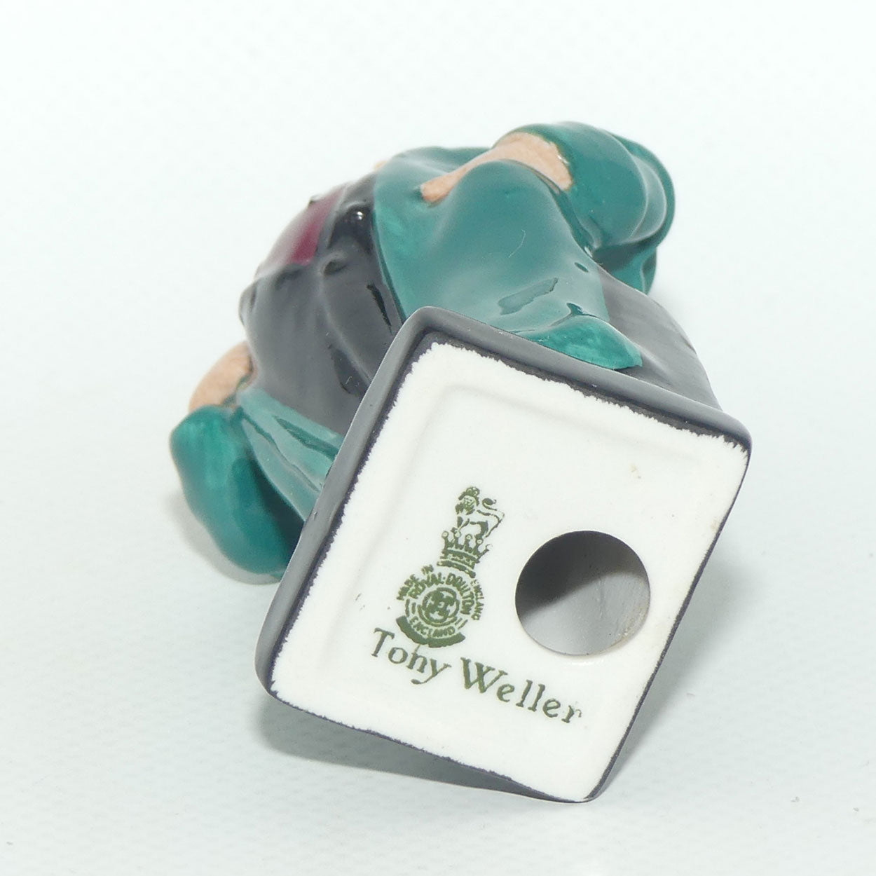 M47 Royal Doulton figure Tony Weller #2