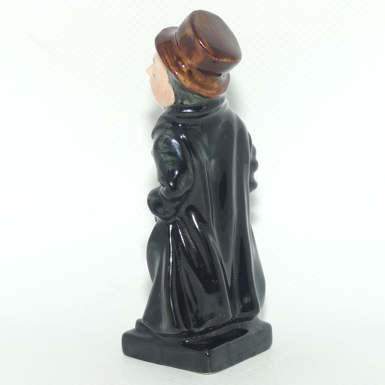 M55 Royal Doulton figure Artful Dodger