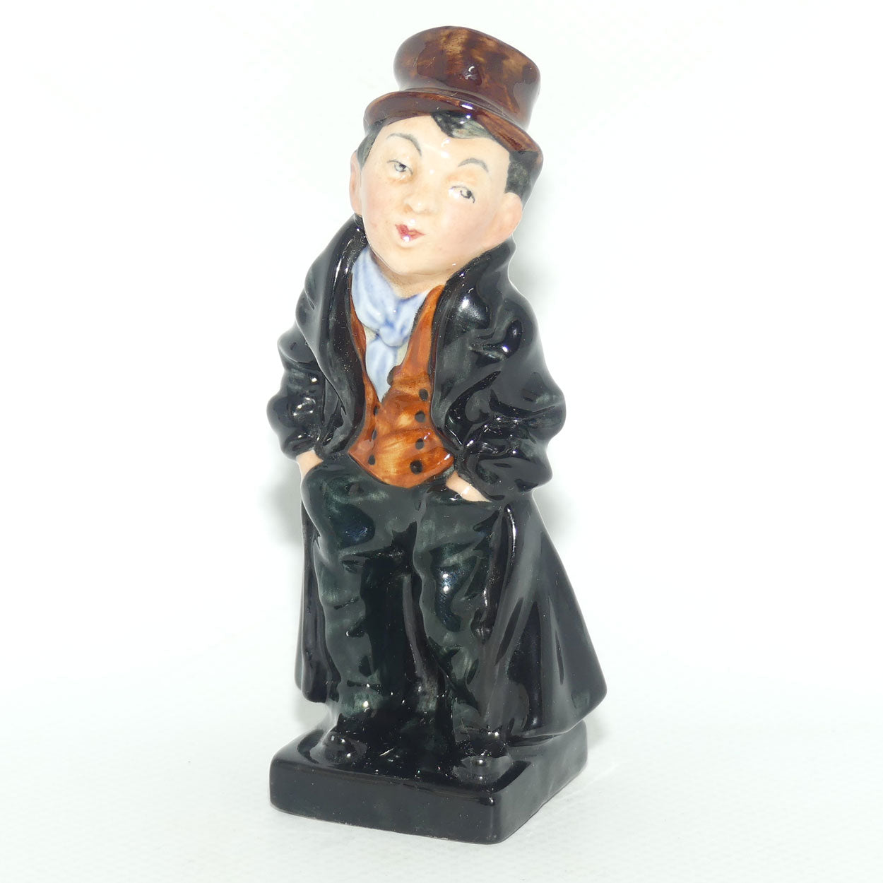 M55 Royal Doulton figure Artful Dodger