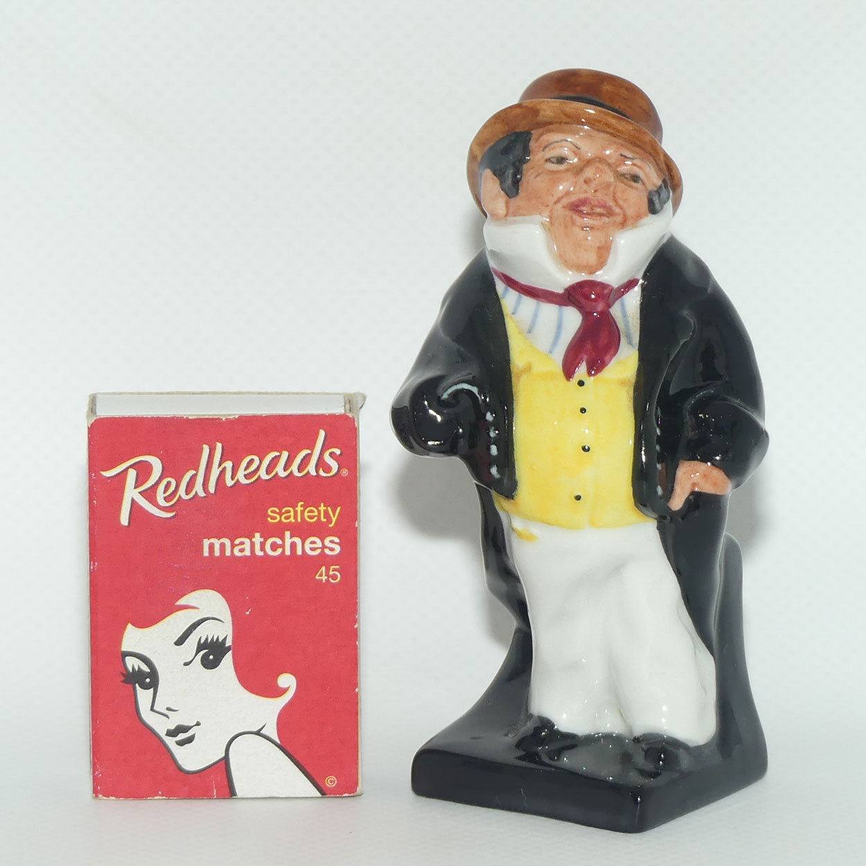 M77 Royal Doulton figure Captain Cuttle #1