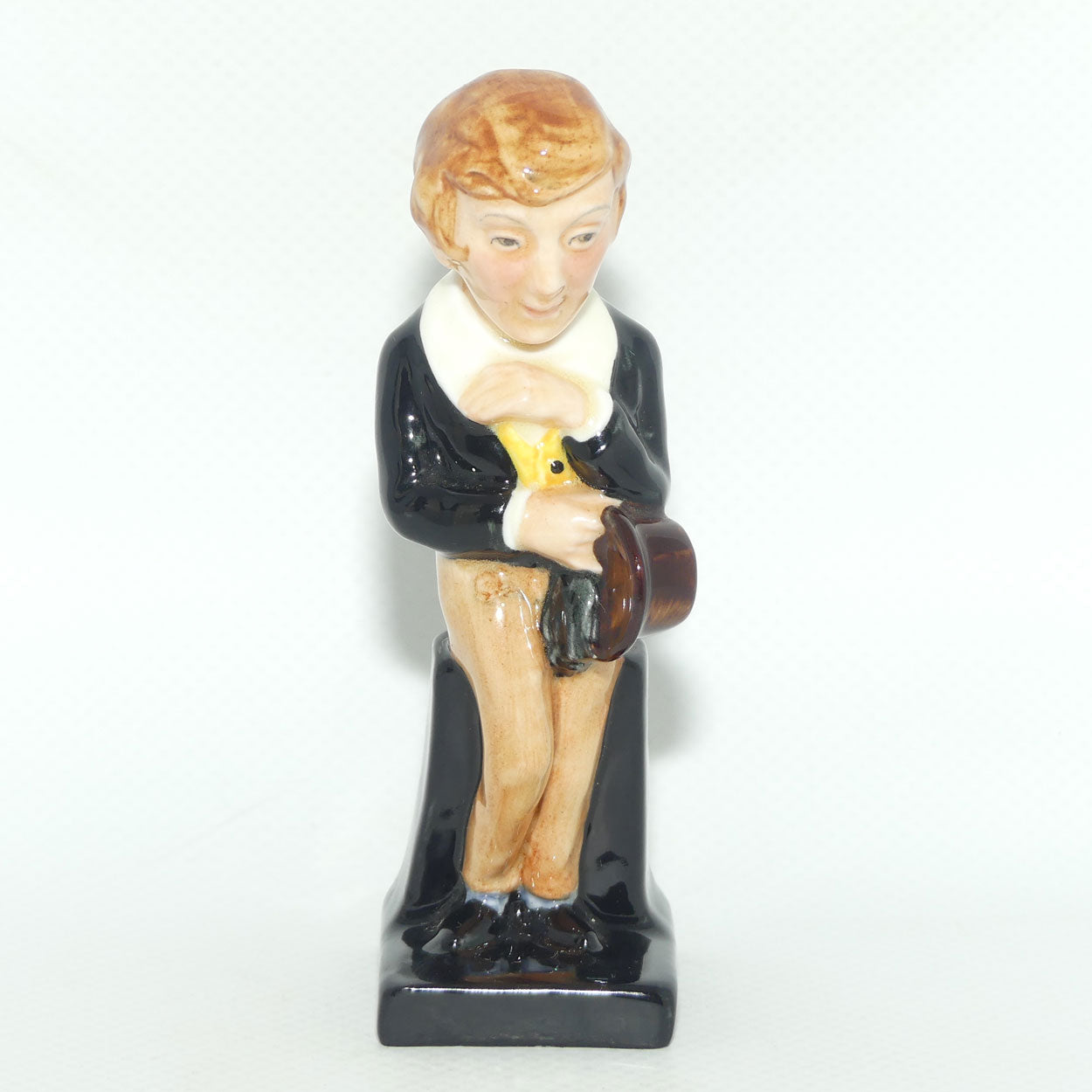 M88 Royal Doulton figure David Copperfield