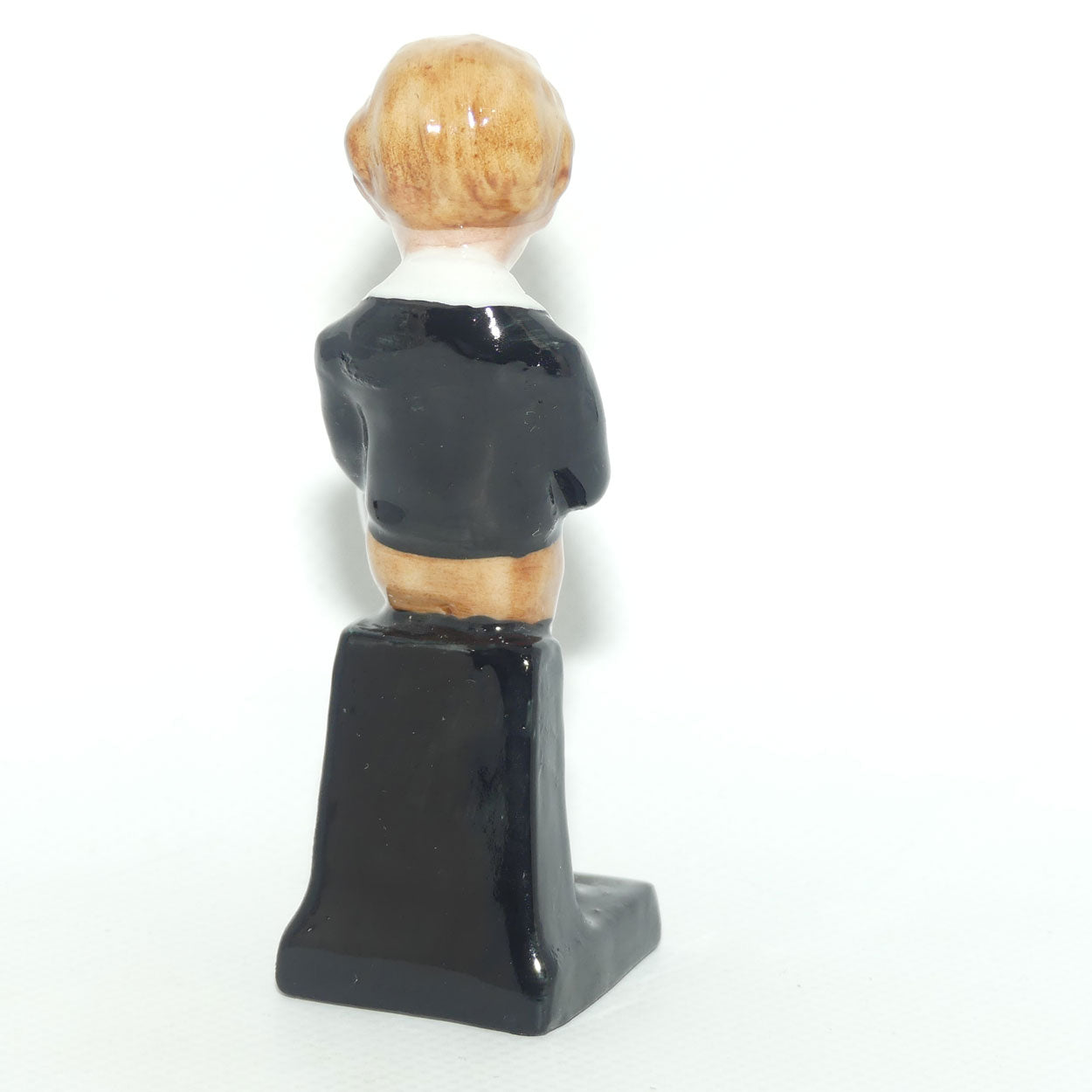 M88 Royal Doulton figure David Copperfield #2