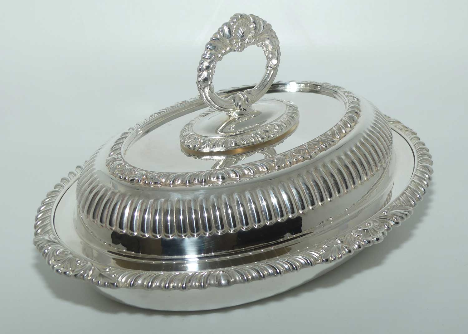 Walker and Hall Olde Sheffield Plate tureen | #2