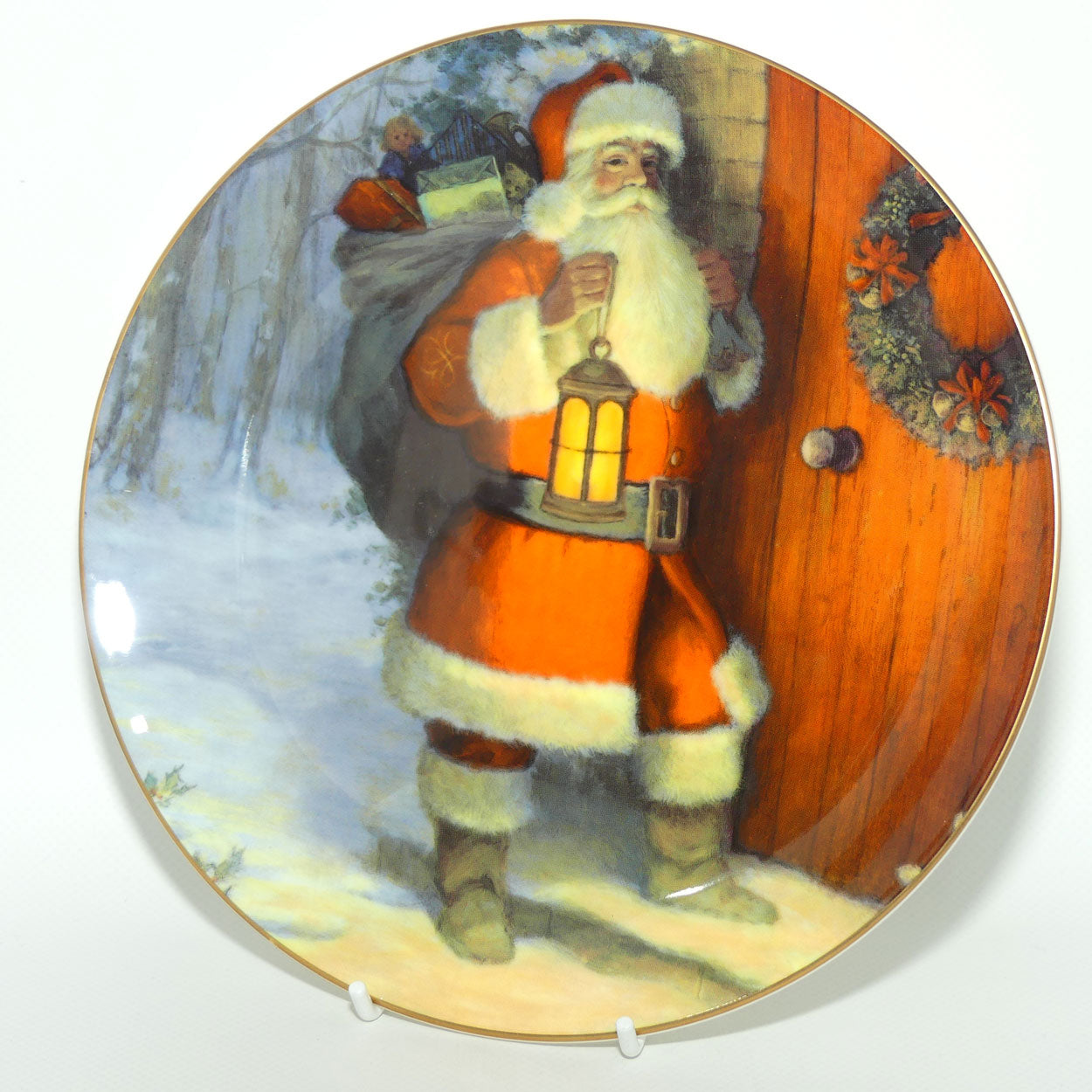 Royal Doulton plate PN101 | Christmas | A Welcome Caller | boxed